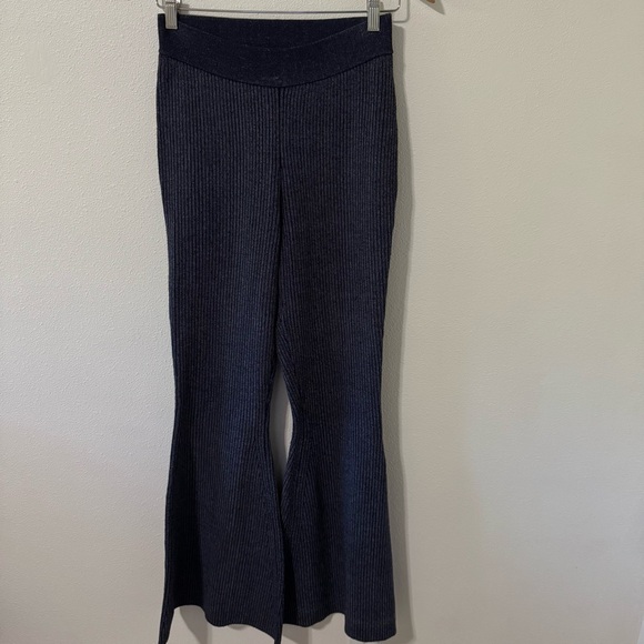 Anthropologie Pilcro Heather Navy Ribbed Knit Flare Leg Knit Sweater Pants-S - Picture 2 of 8